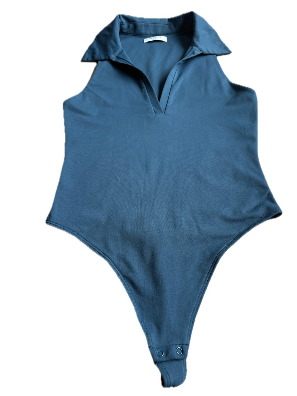 Aritzia Sleeveless V-Neck Meryl Bodysuit in Herbage Green - Picture 4 of 9